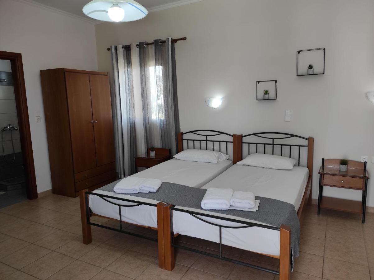 Vythos Appartement Adamantas  Buitenkant foto