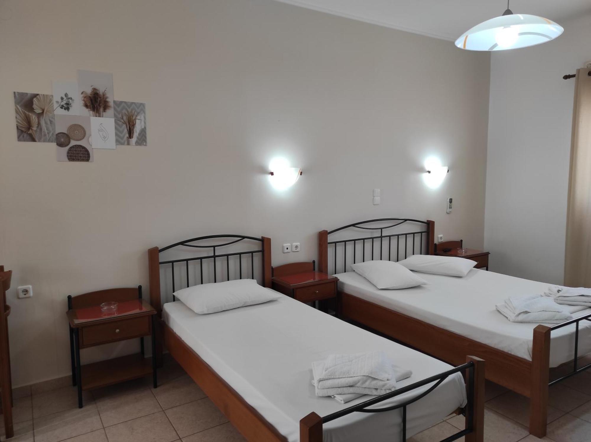 Vythos Appartement Adamantas  Buitenkant foto