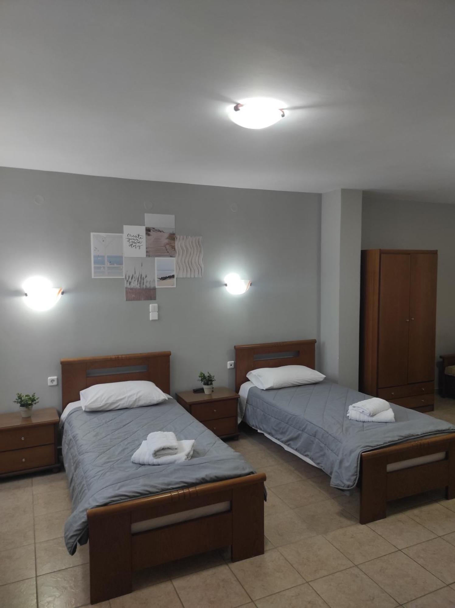 Vythos Appartement Adamantas  Buitenkant foto
