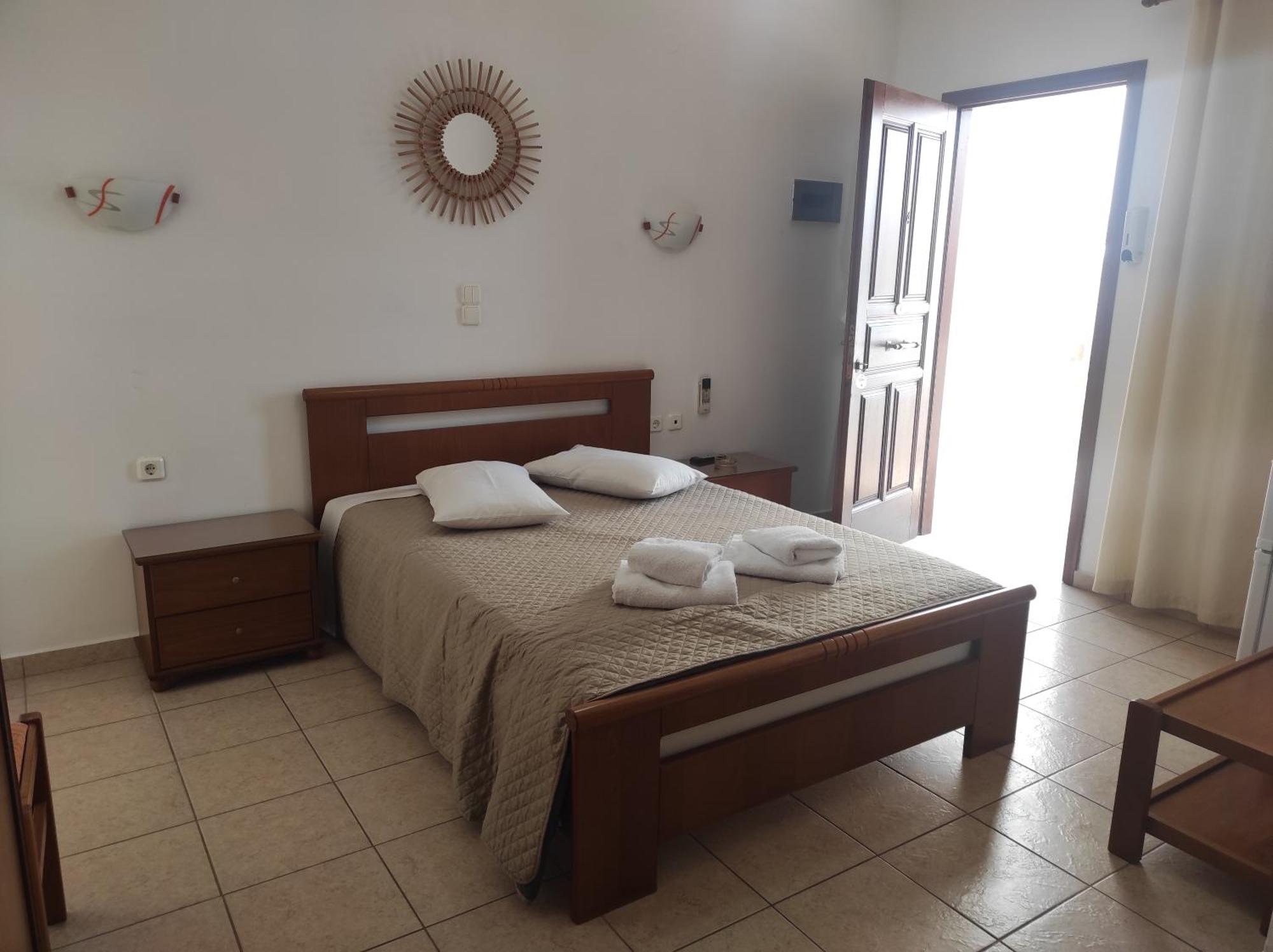 Vythos Appartement Adamantas  Buitenkant foto