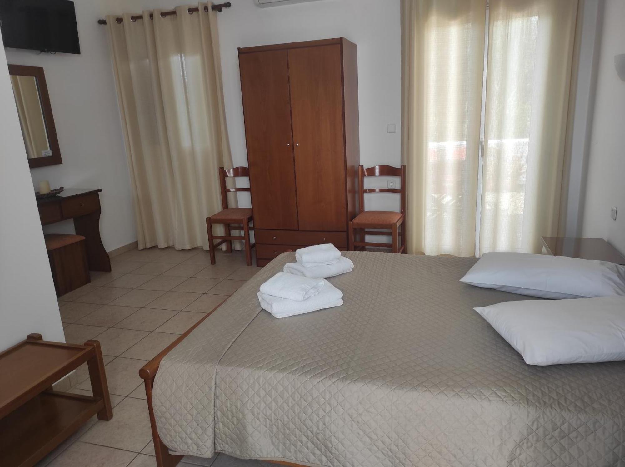 Vythos Appartement Adamantas  Buitenkant foto