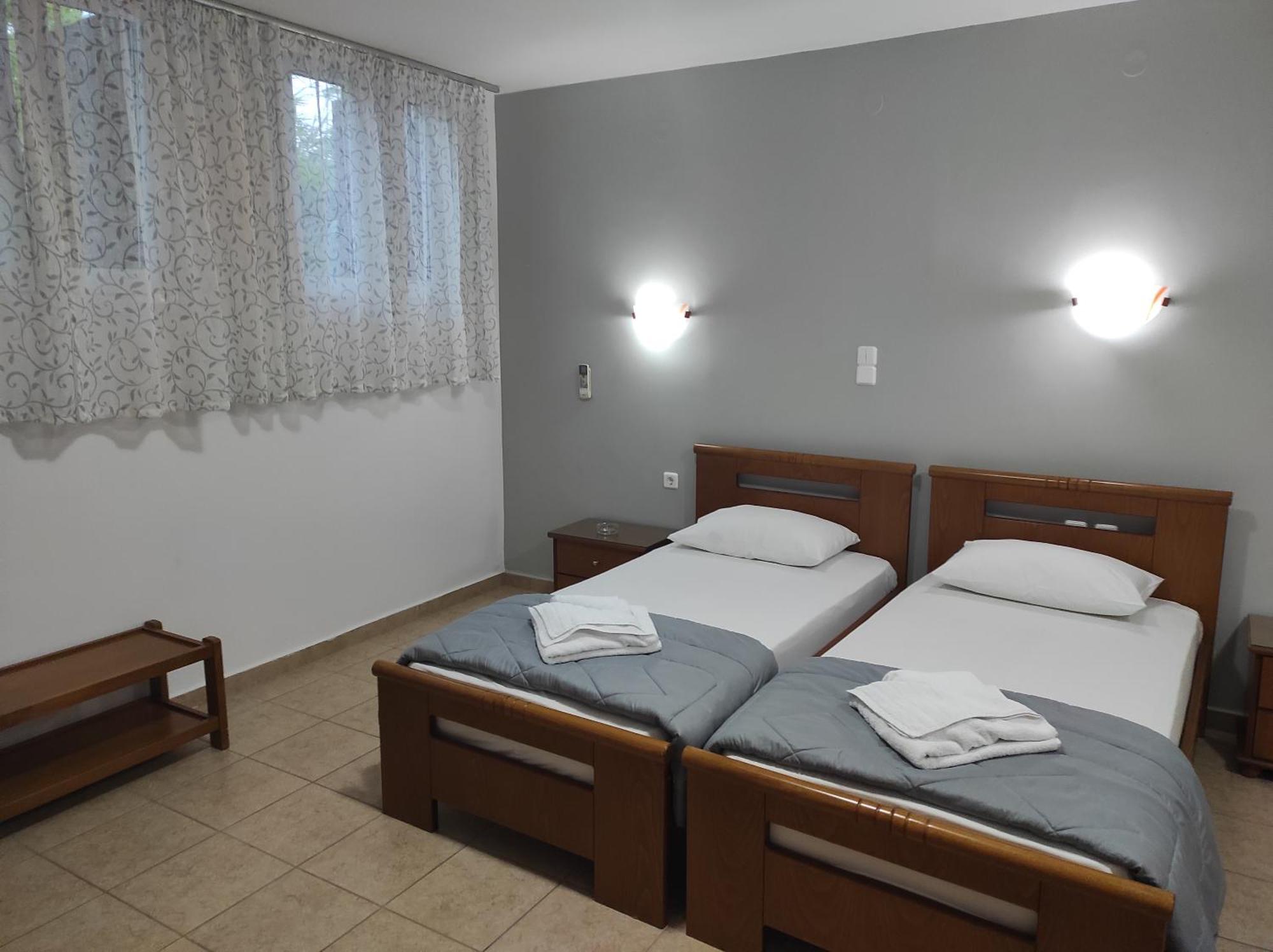 Vythos Appartement Adamantas  Buitenkant foto