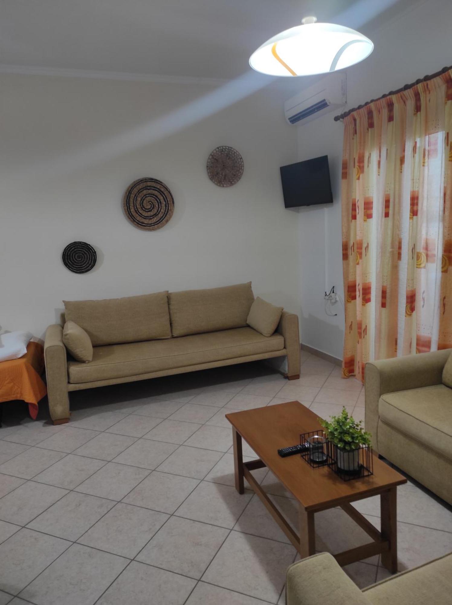 Vythos Appartement Adamantas  Buitenkant foto