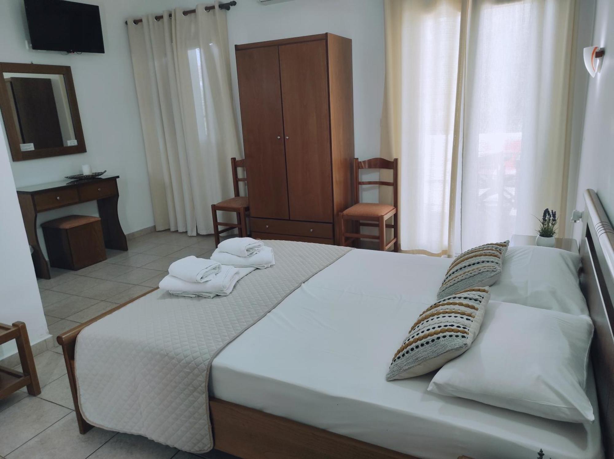 Vythos Appartement Adamantas  Buitenkant foto