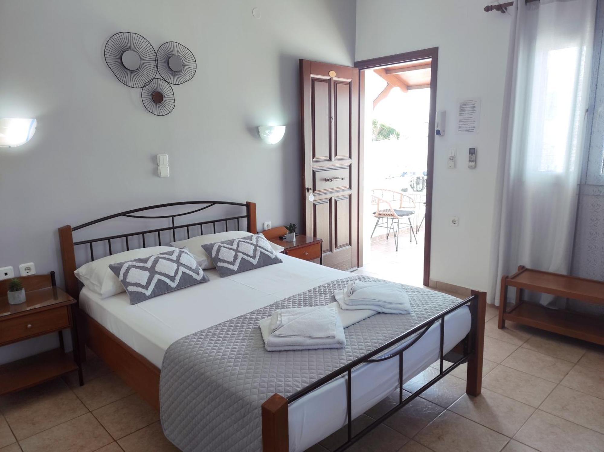 Vythos Appartement Adamantas  Buitenkant foto