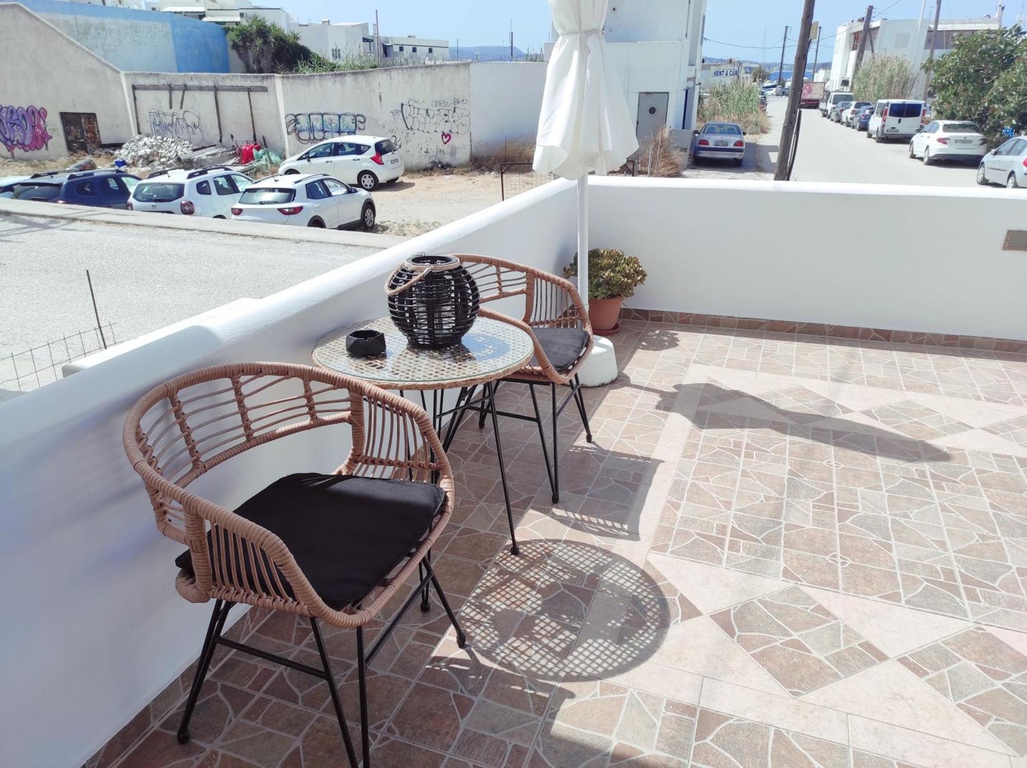 Vythos Appartement Adamantas  Buitenkant foto