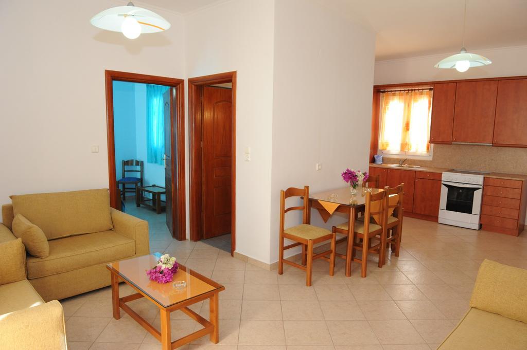 Vythos Appartement Adamantas  Buitenkant foto